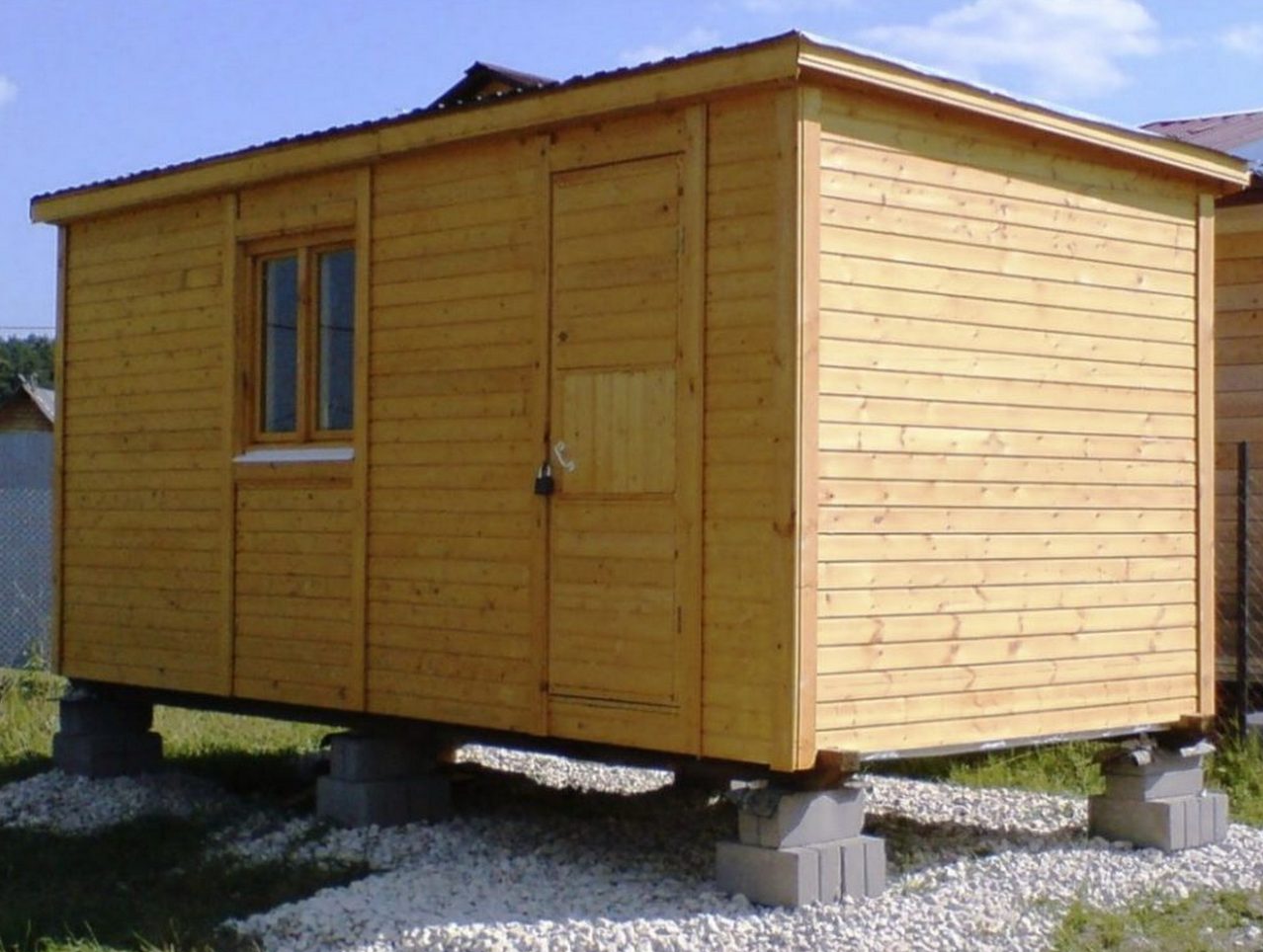 баня из строительной бытовки 6*3